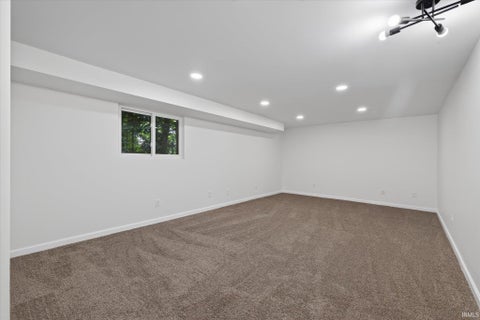 Tiny photo for 3824 W woodmere Way, Bloomington, IN 47403 (MLS # 202635944)