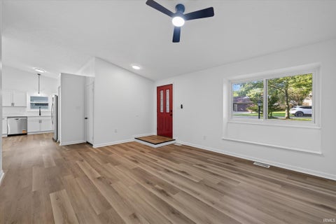 Tiny photo for 3824 W woodmere Way, Bloomington, IN 47403 (MLS # 202635944)