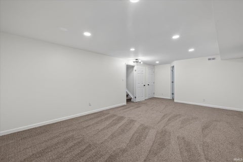 Tiny photo for 3824 W woodmere Way, Bloomington, IN 47403 (MLS # 202635944)