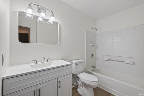 Tiny photo for 3824 W woodmere Way, Bloomington, IN 47403 (MLS # 202635944)