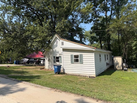 Tiny photo for 1328 F Street, Bedford, IN 47421 (MLS # 202638808)