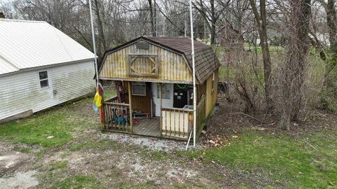 Tiny photo for 4915 E White Point Drive, Monticello, IN 47960 (MLS # 202511538)