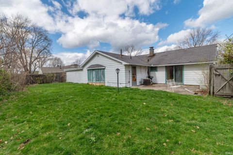 Tiny photo for 1662 Greenwood Drive, South Bend, IN 46614 (MLS # 202612471)