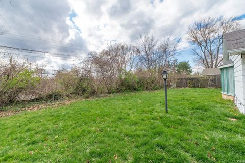 Tiny photo for 1662 Greenwood Drive, South Bend, IN 46614 (MLS # 202612471)