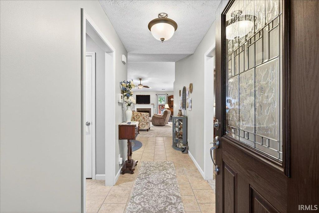 Photo of 432 Kettle Circle, Lafayette, IN 47905 (MLS # 202617385)