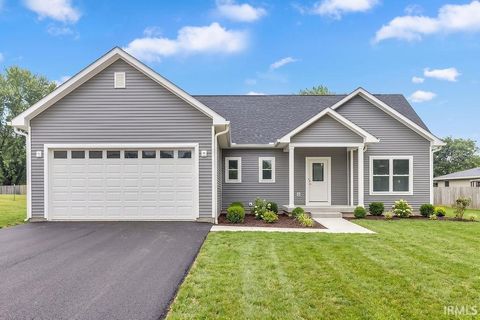 Photo of 4810 N Thomas Road, Bloomington, IN 47404 (MLS # 202628157)