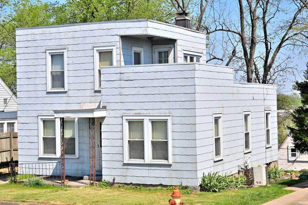 Photo of 1438 Park Street, Jasper, IN 47546 (MLS # 202619323)