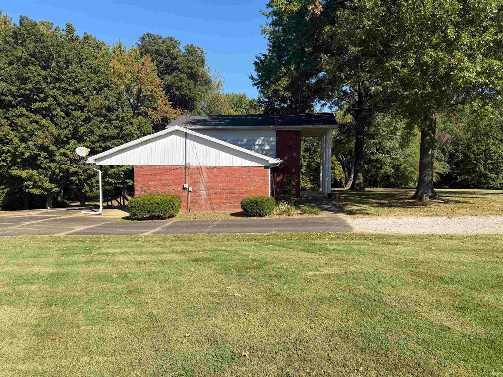 Photo of 5920 Tracy Dallas Lane, Mount Vernon, IN 47620 (MLS # 202641854)
