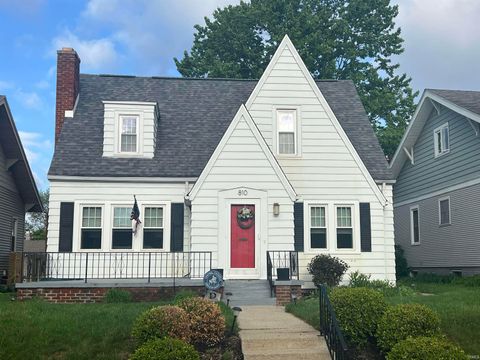 Photo of 810 S 12th Street, Lafayette, IN 47905 (MLS # 202615837)