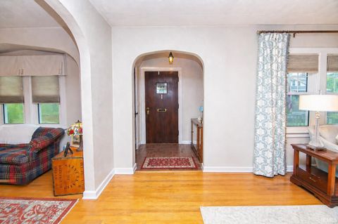 Tiny photo for 810 S 12th Street, Lafayette, IN 47905 (MLS # 202615837)