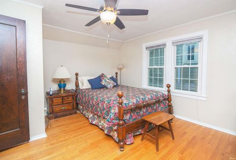 Tiny photo for 810 S 12th Street, Lafayette, IN 47905 (MLS # 202615837)