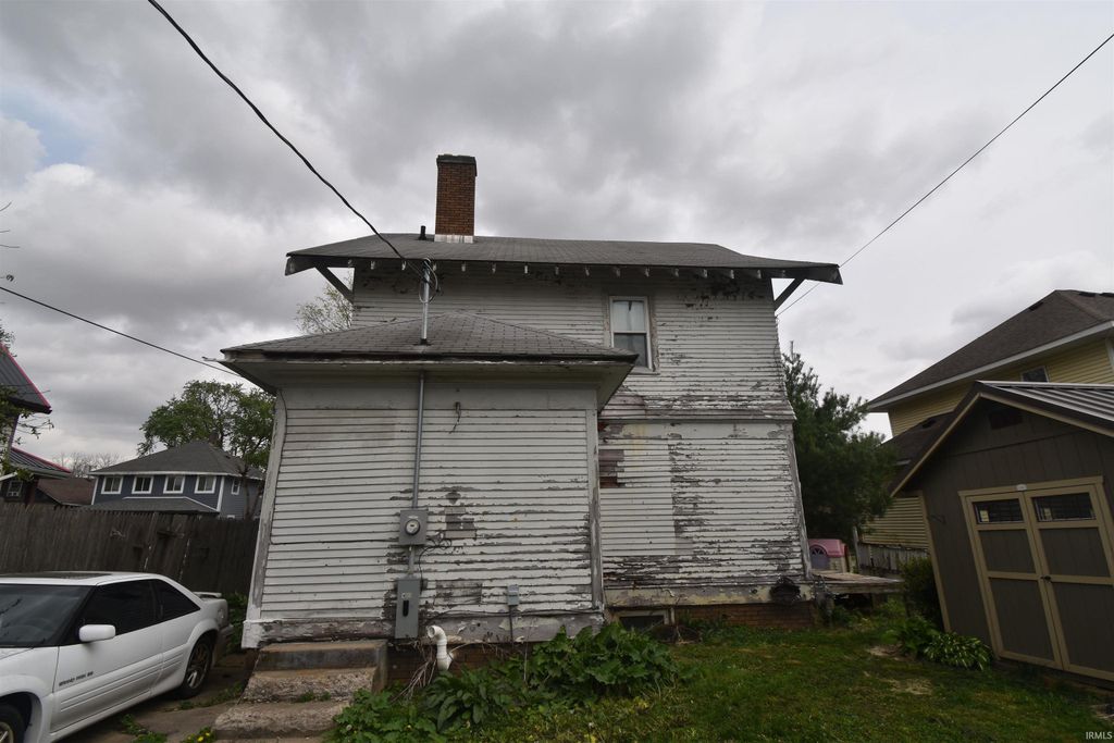 Photo of 208 N East Street, Frankfort, IN 46041 (MLS # 202614502)