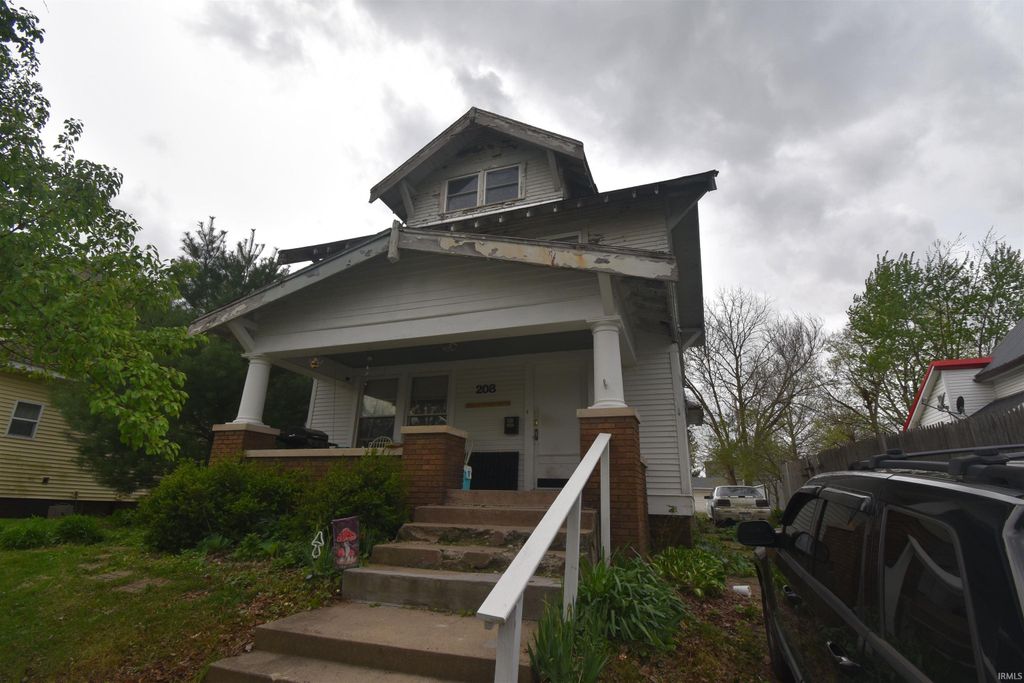 Photo of 208 N East Street, Frankfort, IN 46041 (MLS # 202614502)