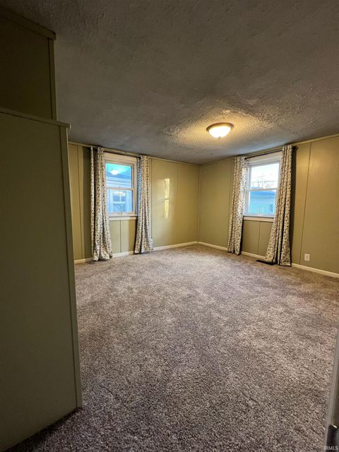 Tiny photo for 517 E Poplar Street, Kokomo, IN 46902 (MLS # 202547628)