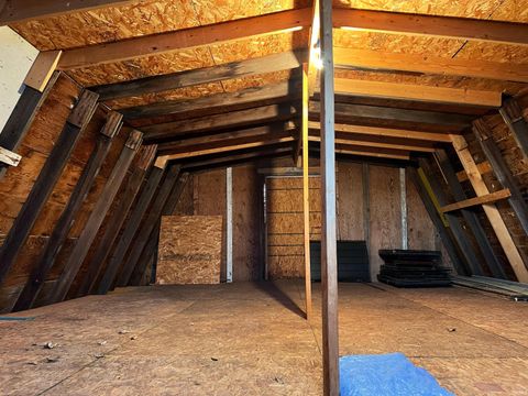 Tiny photo for 517 E Poplar Street, Kokomo, IN 46902 (MLS # 202547628)