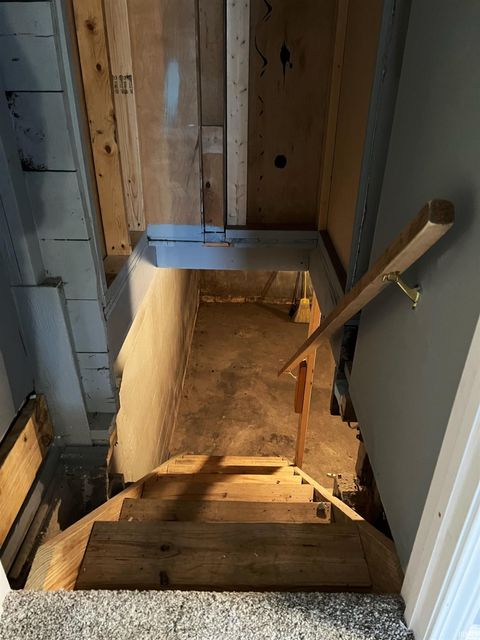 Tiny photo for 517 E Poplar Street, Kokomo, IN 46902 (MLS # 202547628)