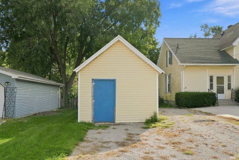 Tiny photo for 1103 Summit Street, New Haven, IN 46774 (MLS # 202636780)
