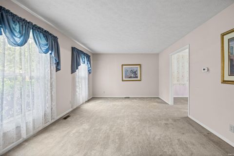 Tiny photo for 1111 WESTRIDGE Circle, Lafayette, IN 47905 (MLS # 202628283)