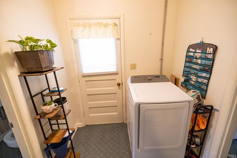 Tiny photo for 221 W Roselawn Drive, Logansport, IN 46947 (MLS # 202606652)