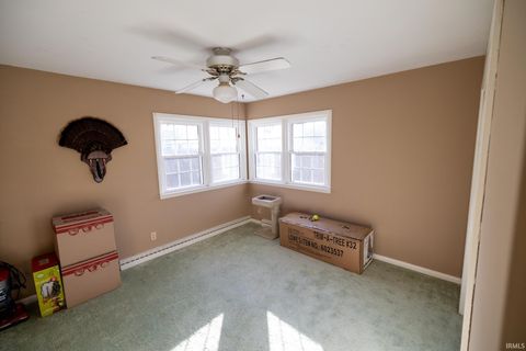 Tiny photo for 221 W Roselawn Drive, Logansport, IN 46947 (MLS # 202606652)