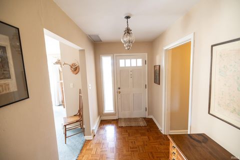 Tiny photo for 221 W Roselawn Drive, Logansport, IN 46947 (MLS # 202606652)