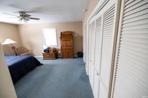 Tiny photo for 221 W Roselawn Drive, Logansport, IN 46947 (MLS # 202606652)