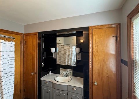 Tiny photo for 707 N Line Street, Loogootee, IN 47553 (MLS # 202615464)