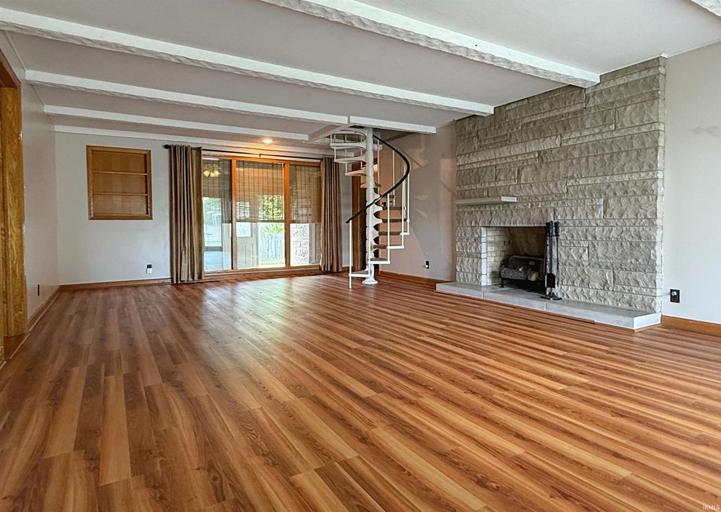 Photo of 707 N Line Street, Loogootee, IN 47553 (MLS # 202615464)