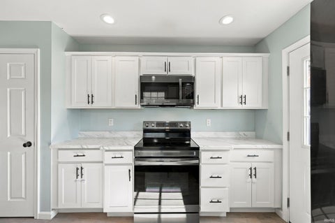 Tiny photo for 61 SW Wrenn Parkway, Greensburg, IN 47240 (MLS # 202643829)