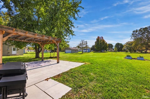 Tiny photo for 61 SW Wrenn Parkway, Greensburg, IN 47240 (MLS # 202643829)