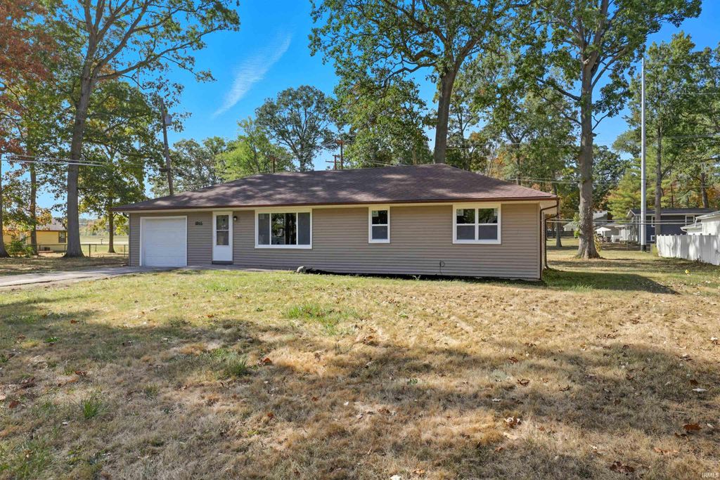 Photo of 5955 Inwood Lane, Fort Wayne, IN 46835 (MLS # 202541871)