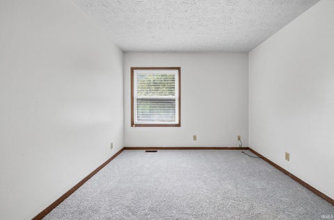 Tiny photo for 1019 Courtland Avenue, Lafayette, IN 47905 (MLS # 202638593)