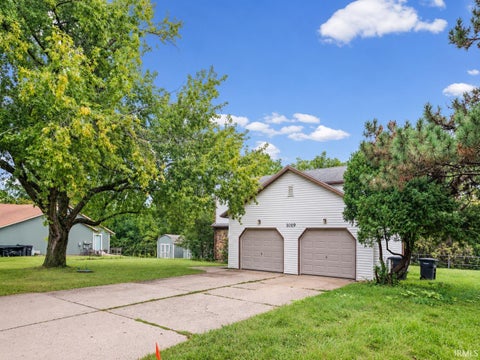 Tiny photo for 1019 Courtland Avenue, Lafayette, IN 47905 (MLS # 202638593)