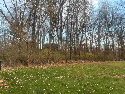 Photo of roycroft Drive, South Bend, IN 46614 (MLS # 202546390)