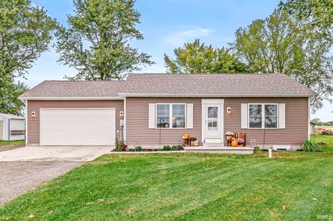 Photo of 22477 County Road 30, Goshen, IN 46526 (MLS # 202540795)