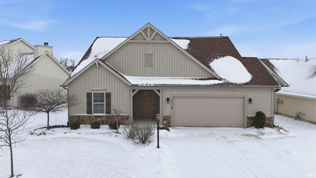 Photo of 7119 Evansbrook Drive, Fort Wayne, IN 46835 (MLS # 202549053)