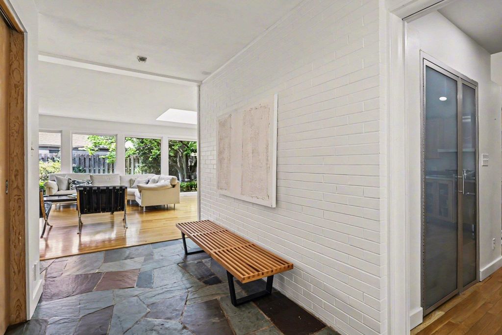 Photo of 1627 E Washington Street, South Bend, IN 46617 (MLS # 202614144)