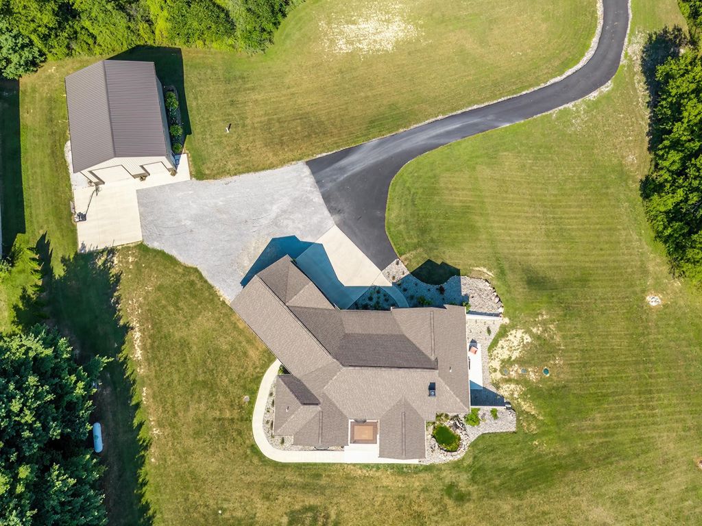 Photo of 6540 N Van Guilder Rd Rd, Fremont, IN 46737 (MLS # 202541250)