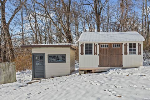 Tiny photo for 1545 N 3rd Street, Logansport, IN 46947 (MLS # 202548753)
