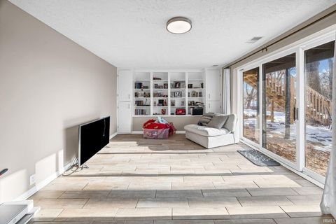 Tiny photo for 1545 N 3rd Street, Logansport, IN 46947 (MLS # 202548753)