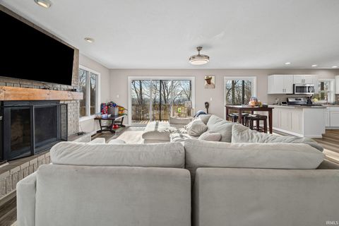 Tiny photo for 1545 N 3rd Street, Logansport, IN 46947 (MLS # 202548753)