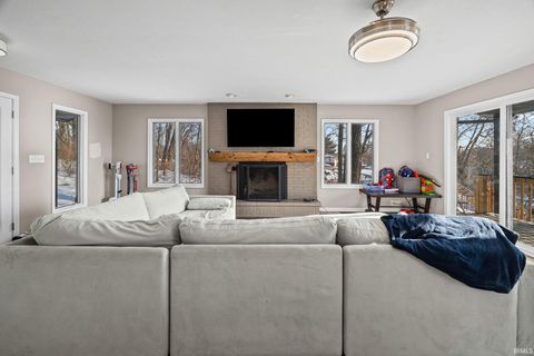 Tiny photo for 1545 N 3rd Street, Logansport, IN 46947 (MLS # 202548753)