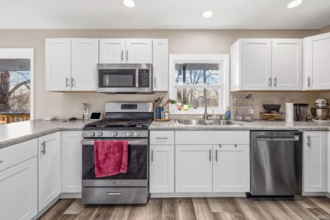 Tiny photo for 1545 N 3rd Street, Logansport, IN 46947 (MLS # 202548753)