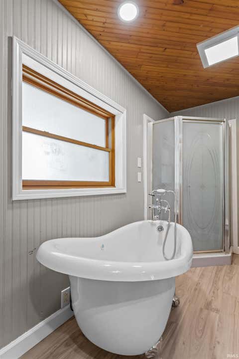 Tiny photo for 219 N Berkley Road, Kokomo, IN 46901 (MLS # 202622139)