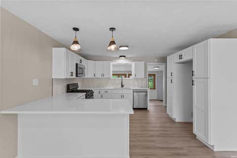 Tiny photo for 219 N Berkley Road, Kokomo, IN 46901 (MLS # 202622139)