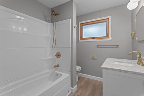 Tiny photo for 219 N Berkley Road, Kokomo, IN 46901 (MLS # 202622139)