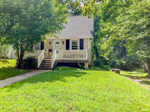 Photo of 516 S Mitchell Street, Bloomington, IN 47401 (MLS # 202632832)