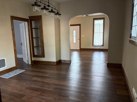 Tiny photo for 119 W 5th Street, Peru, IN 46970 (MLS # 202614570)