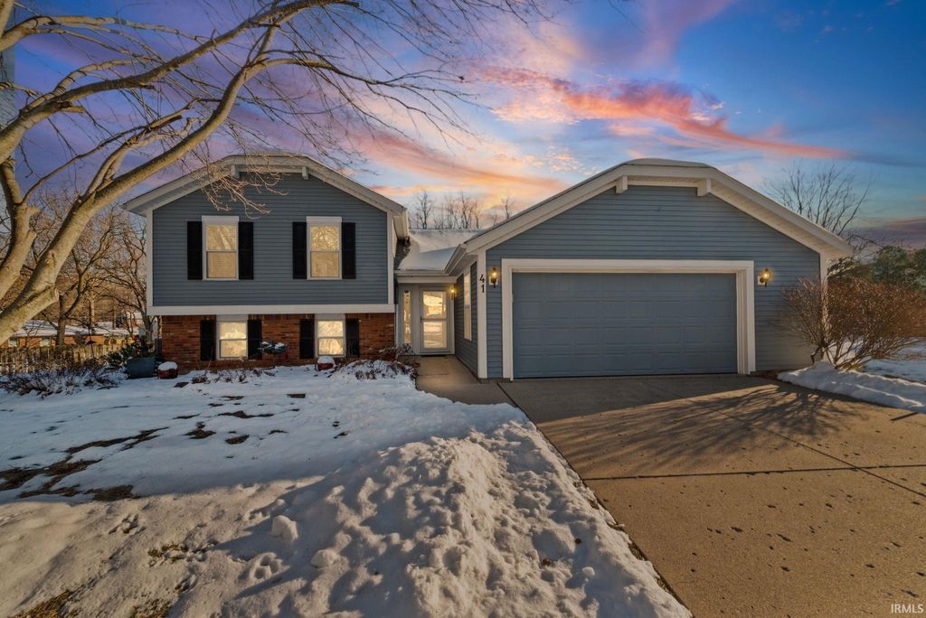 Photo of 41 Peregine Court, West Lafayette, IN 47906 (MLS # 202548604)