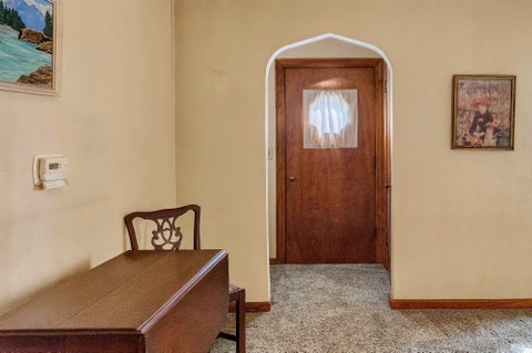 Tiny photo for 2532 Getz Road, Fort Wayne, IN 46804 (MLS # 202644858)